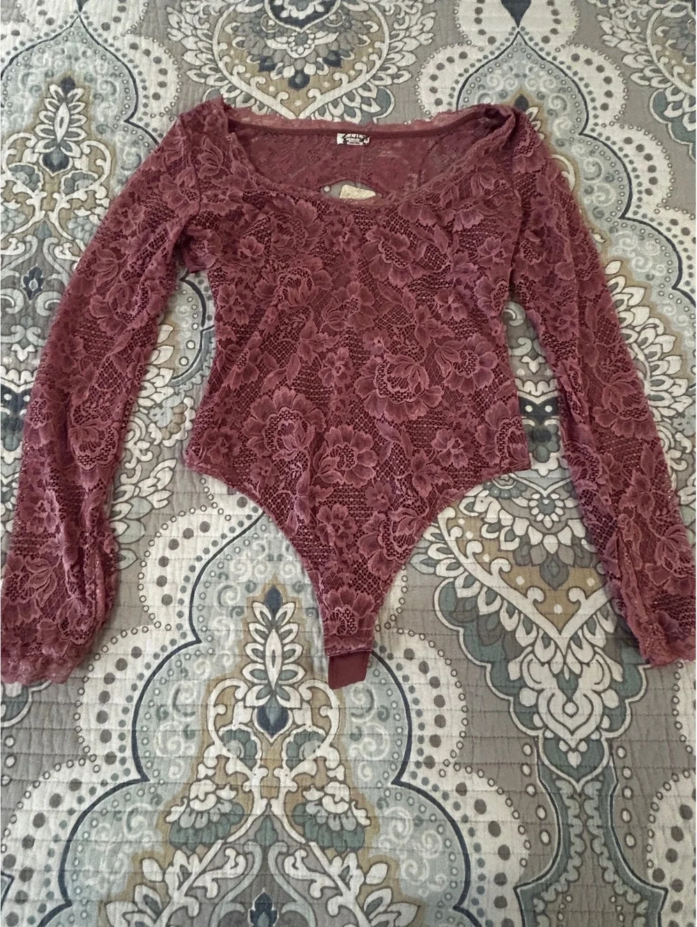 Free People Intimately Nostalgia Rose Lace Bodysuit Size L Mauve